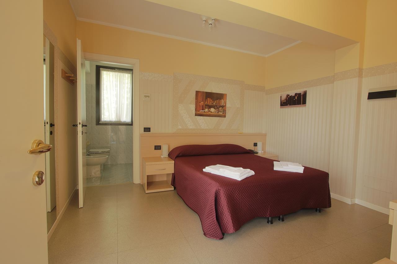 Hotel Aquavite Gardone Riviera Εξωτερικό φωτογραφία