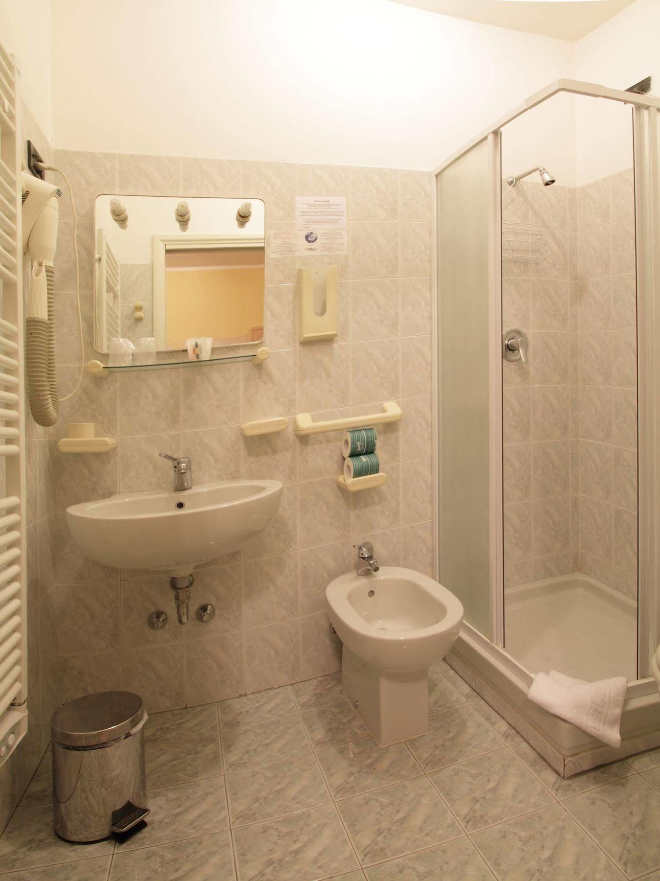 Hotel Aquavite Gardone Riviera Εξωτερικό φωτογραφία