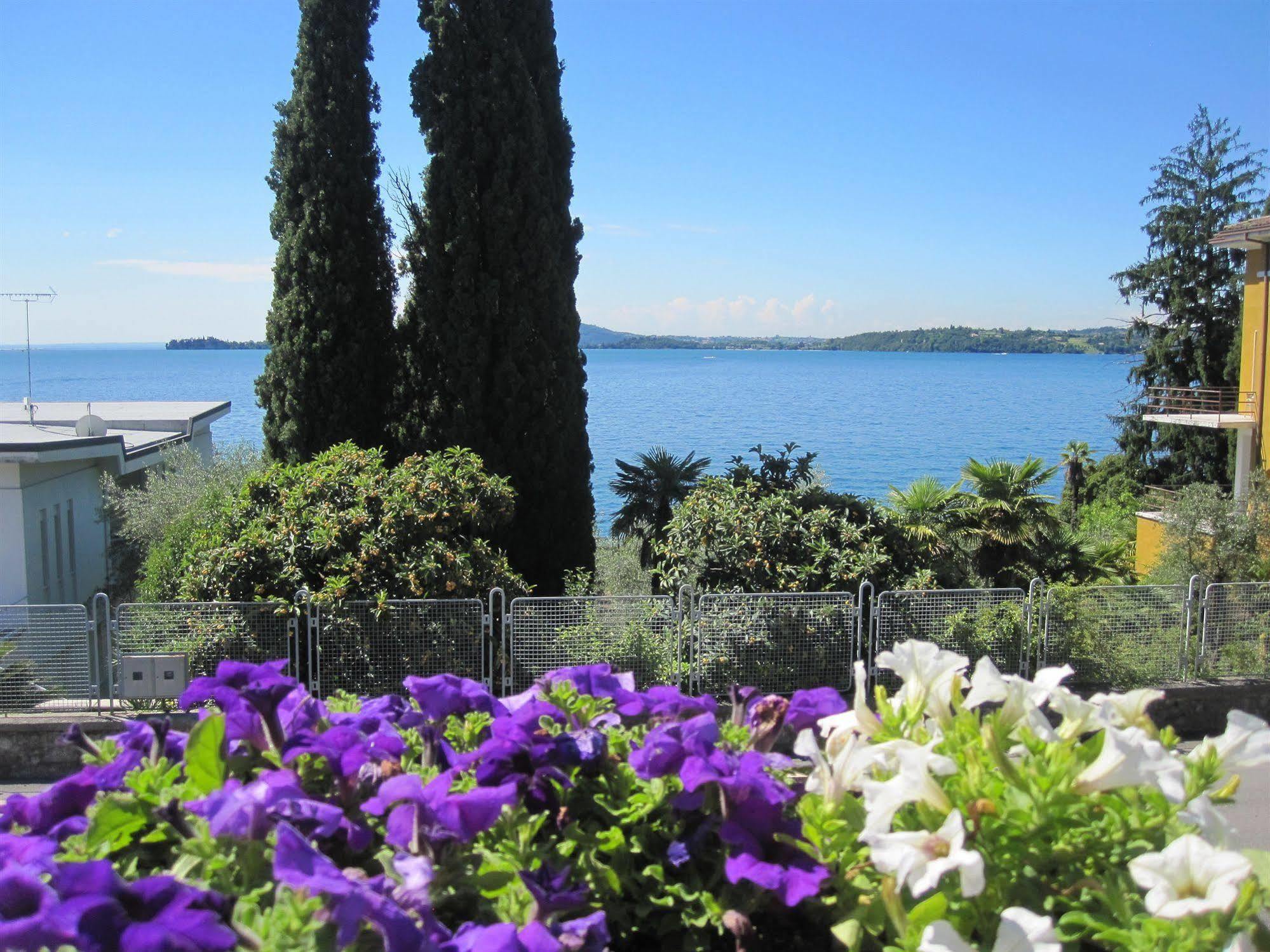 Hotel Aquavite Gardone Riviera Εξωτερικό φωτογραφία